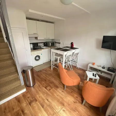 Maison Triplex Du Jardin Des Plantes Semesterbostad *